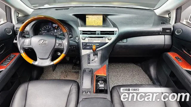 Lexus RX — интерьер