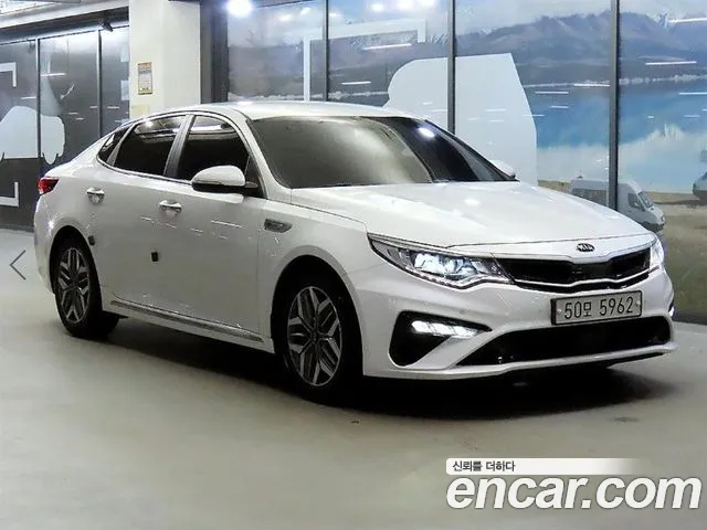 Kia K5 — экстерьер