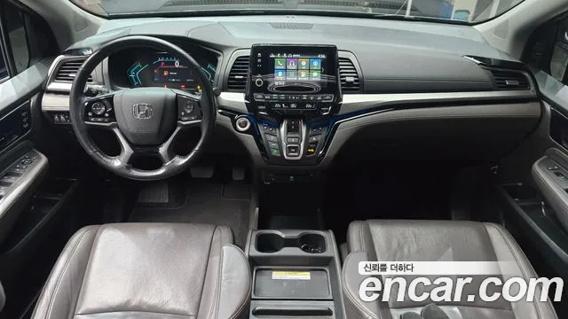 Honda Odyssey — интерьер