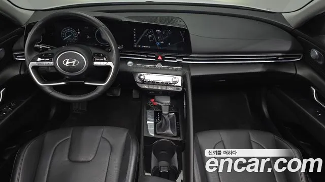 Hyundai Elantra — интерьер