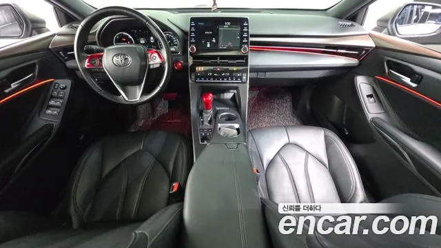Toyota Avalon — интерьер