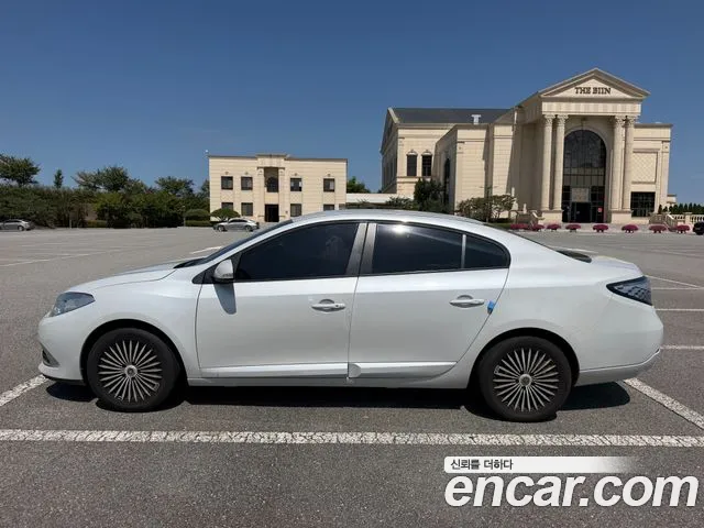 Renault Korea SM3 — интерьер