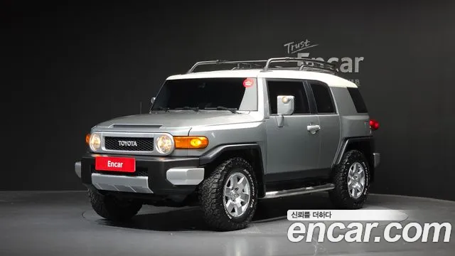 Toyota FJ Cruiser — экстерьер