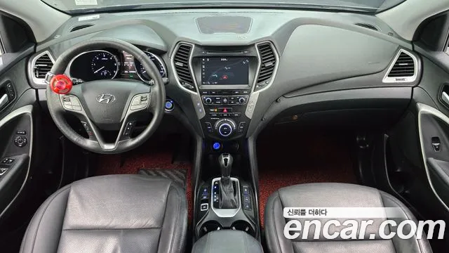 Hyundai Santa Fe — интерьер