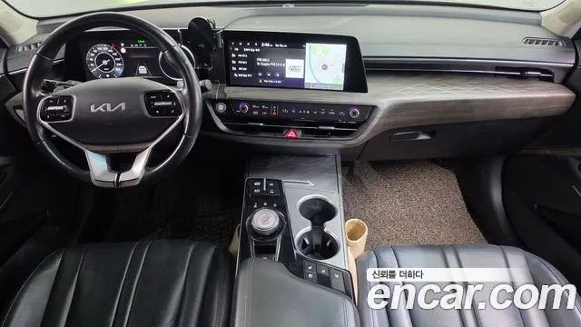 Kia K8 — интерьер