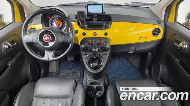 Fiat 500 — интерьер
