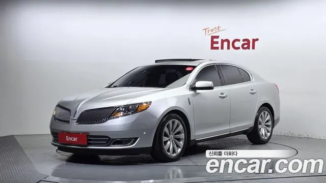 Lincoln MKS — экстерьер