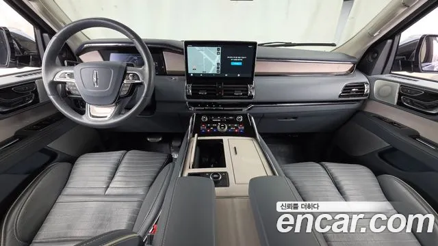 Lincoln Navigator — интерьер
