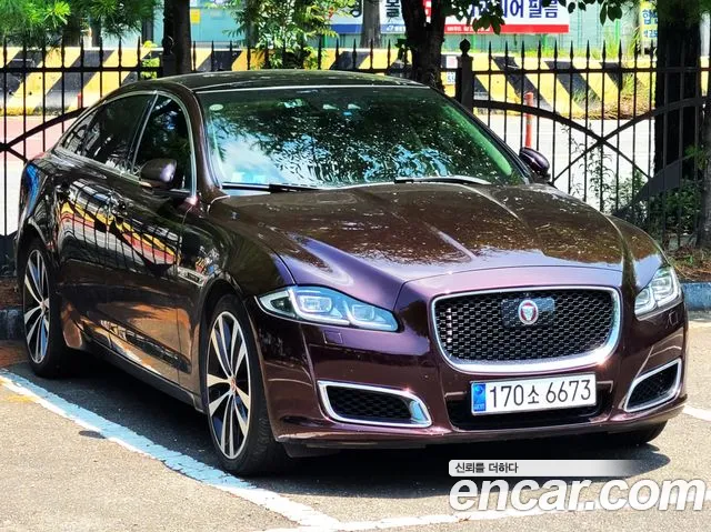 Jaguar XJ — экстерьер