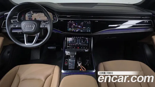 Audi Q8 — интерьер