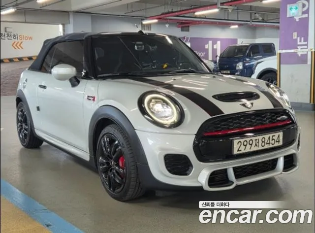 MINI Cooper Convertible — экстерьер