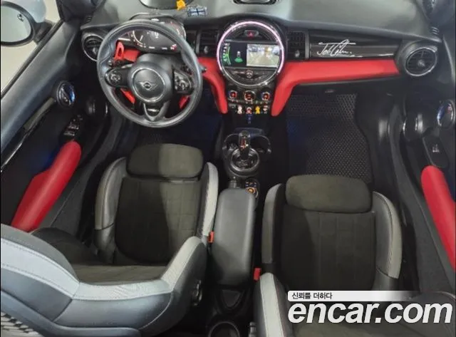 MINI Cooper Convertible — интерьер