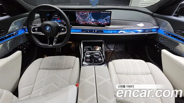 BMW i7 — интерьер