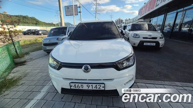 KG Mobility Tivoli — экстерьер