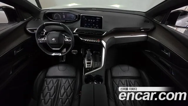 Peugeot 3008 — интерьер
