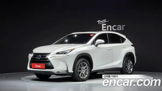 Lexus NX — экстерьер