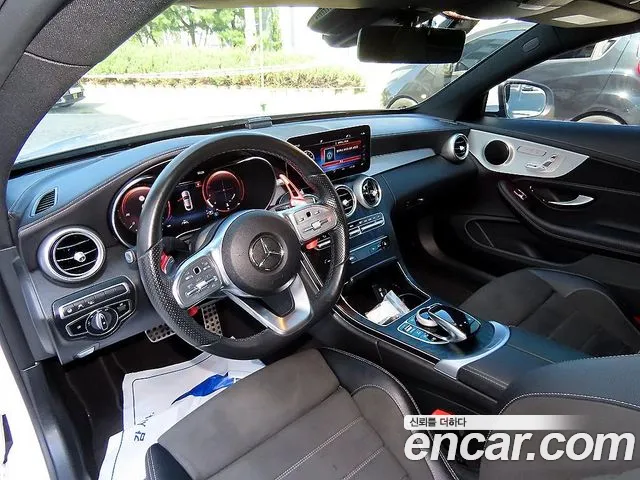 Mercedes-Benz C-класс — интерьер
