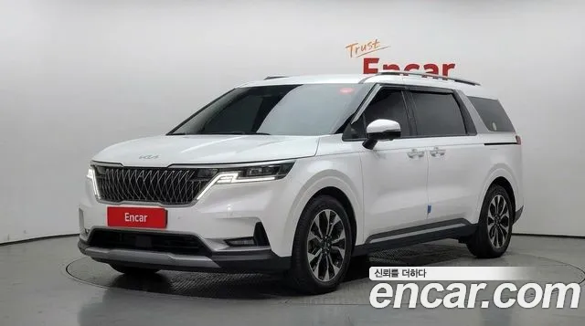 Kia Carnival — экстерьер