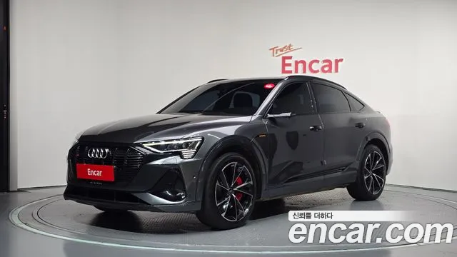 Audi e-tron — экстерьер