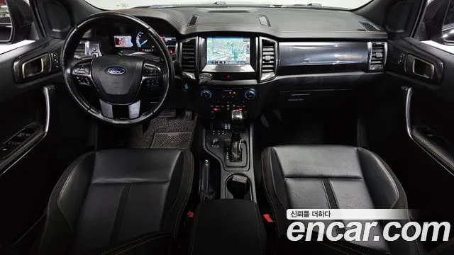 Ford Ranger — интерьер