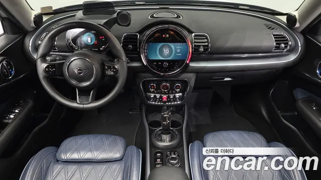 MINI Clubman — интерьер