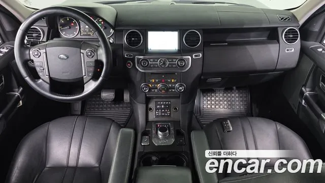 Land Rover Discovery — интерьер