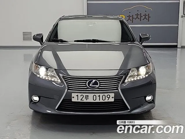 Lexus ES — экстерьер