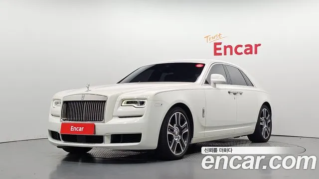 Rolls-Royce Ghost — экстерьер