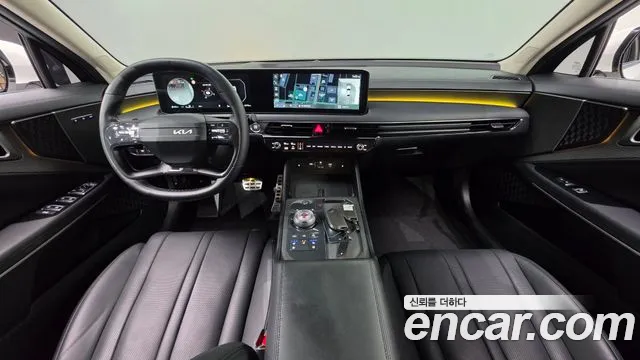 Kia K8 — интерьер