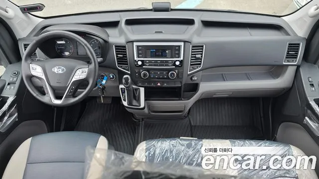 Hyundai Solati — интерьер
