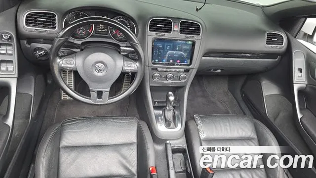Volkswagen Golf — интерьер