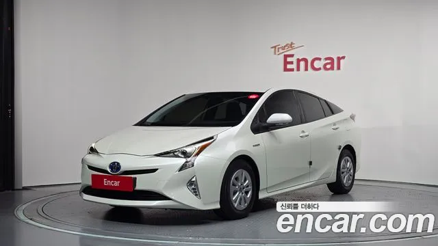 Toyota Prius — экстерьер
