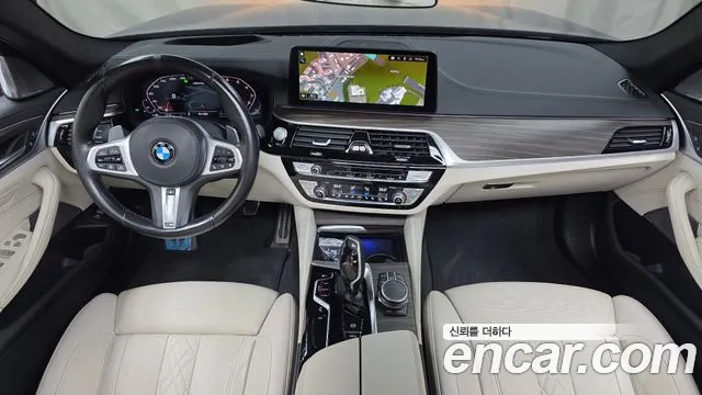 BMW 5 серия — интерьер