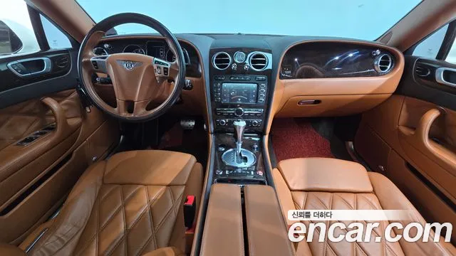Bentley Flying Spur — интерьер