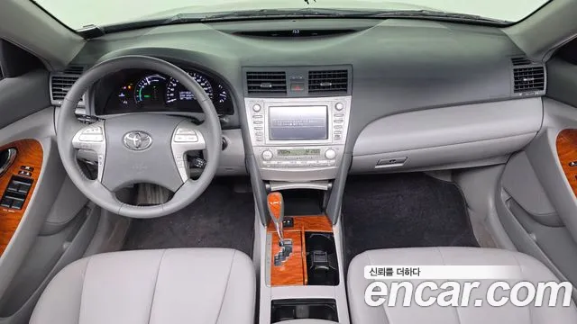 Toyota Camry — интерьер