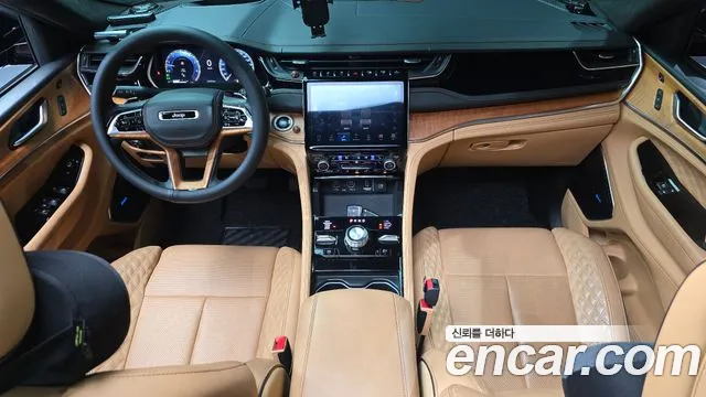 Jeep Cherokee — интерьер