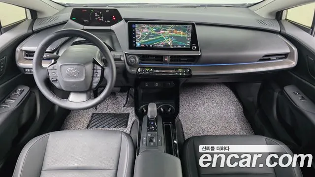 Toyota Prius — интерьер