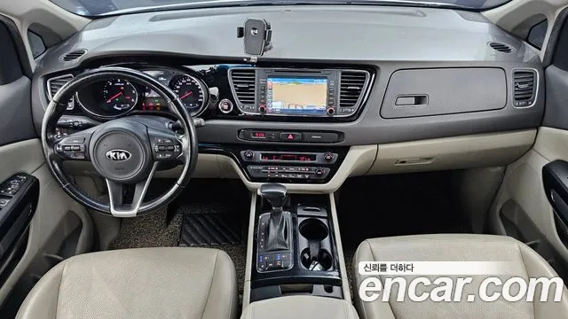 Kia Carnival — интерьер