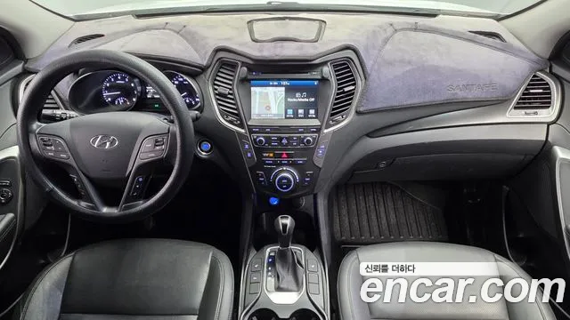 Hyundai Santa Fe — интерьер