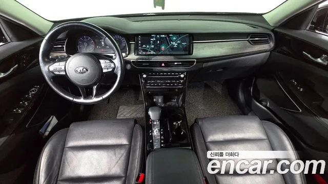 Kia K7 — интерьер