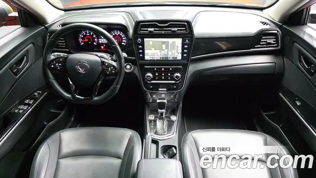 KG Mobility Tivoli — интерьер