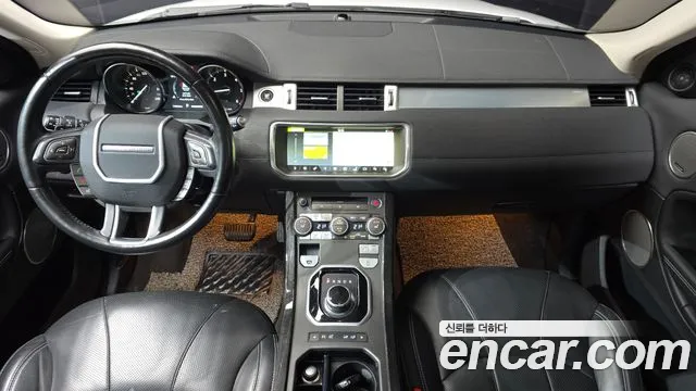 Land Rover Range Rover Evoque — интерьер