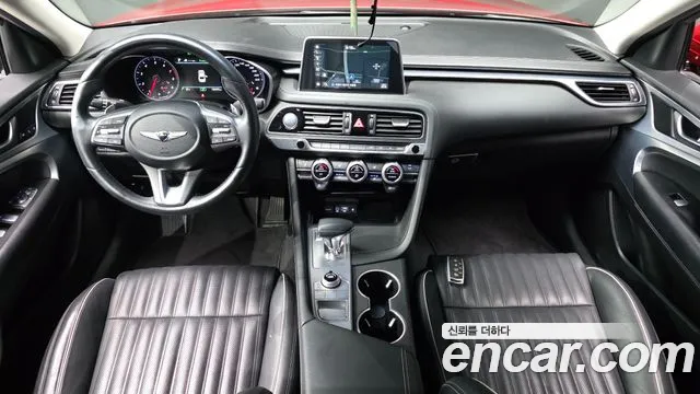 Genesis G70 — интерьер