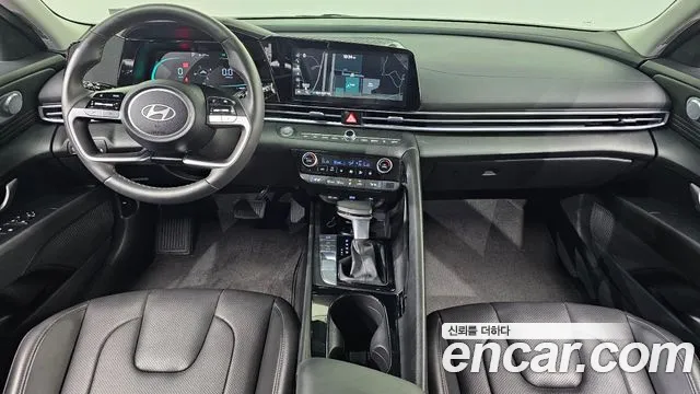 Hyundai Elantra — интерьер