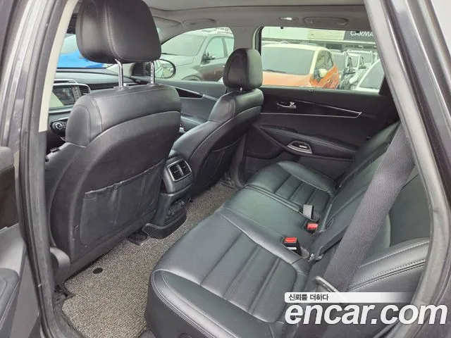 Kia Sorento — интерьер