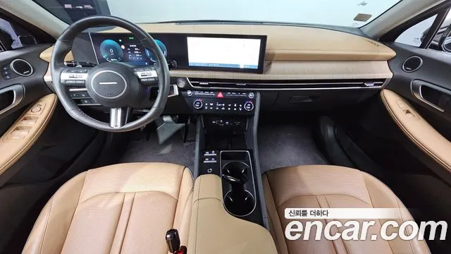 Hyundai Sonata — интерьер