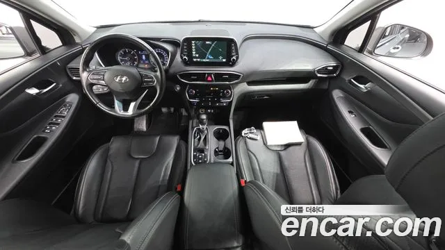 Hyundai Santa Fe — интерьер