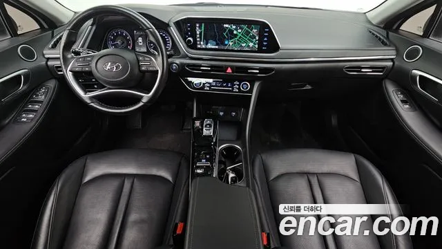 Hyundai Sonata — интерьер