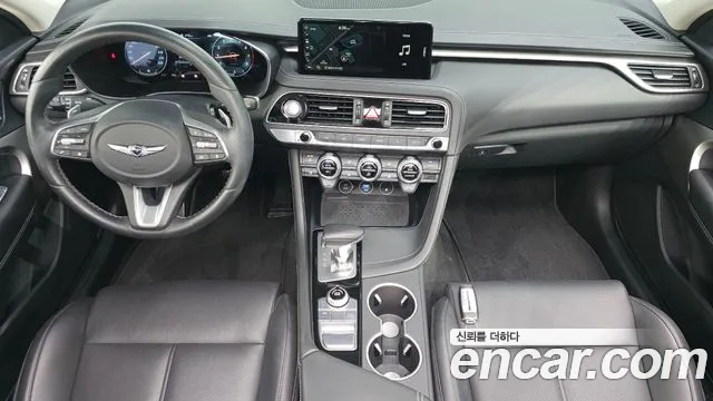 Genesis G70 — интерьер
