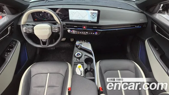 Kia EV6 — интерьер